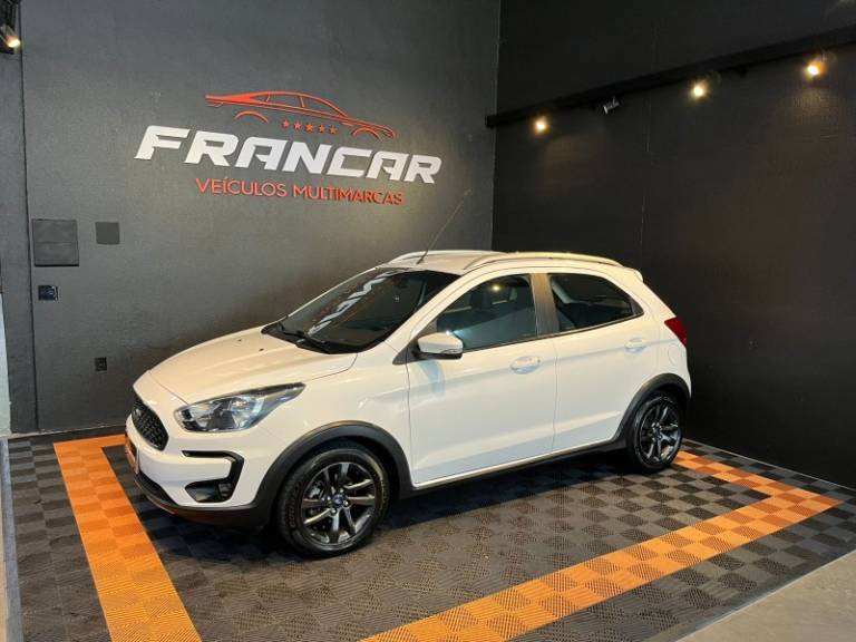 FORD - KA - 2019/2019 - Branca - R$ 57.900,00