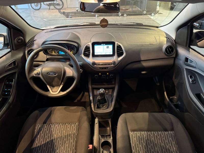 FORD - KA - 2018/2019 - Prata - R$ 48.900,00