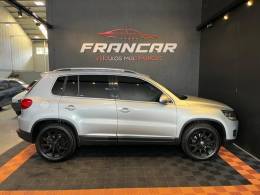 VOLKSWAGEN - TIGUAN - 2011/2012 - Prata - R$ 51.900,00