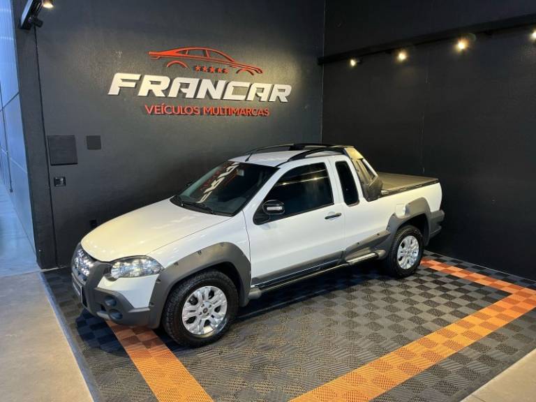 FIAT - STRADA - 2009/2009 - Branca - R$ 46.900,00