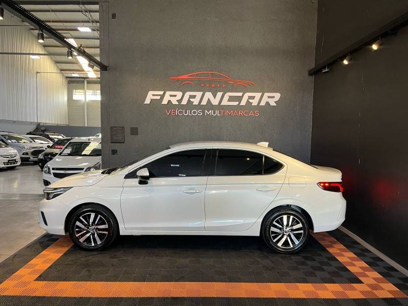 HONDA - CITY - 2023/2024 - Branca - R$ 116.900,00