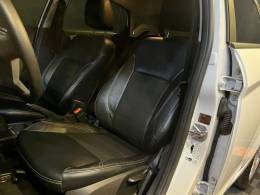 FORD - FIESTA - 2017/2017 - Branca - R$ 59.900,00