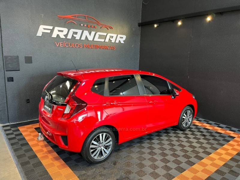 HONDA - FIT - 2015/2015 - Vermelha - R$ 69.900,00