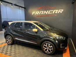 RENAULT - CAPTUR - 2017/2018 - Preta - R$ 74.900,00