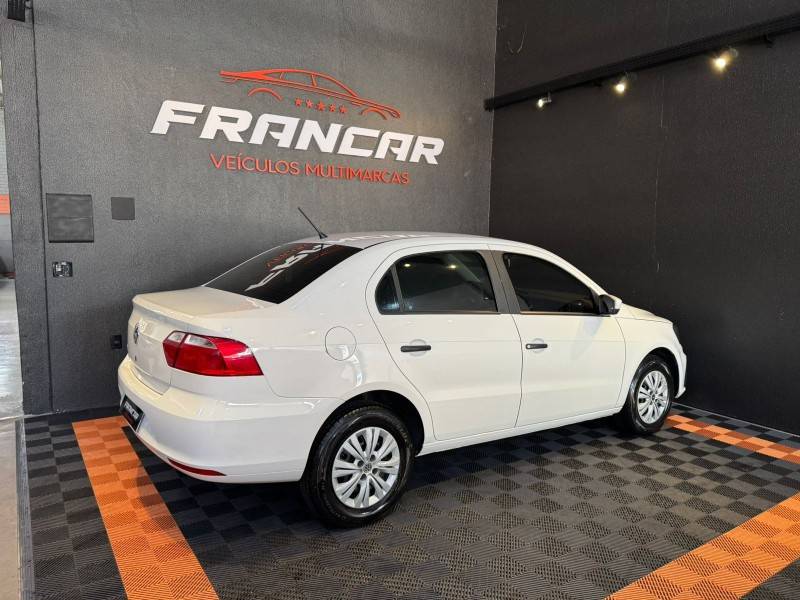 VOLKSWAGEN - VOYAGE - 2017/2017 - Branca - R$ 44.900,00