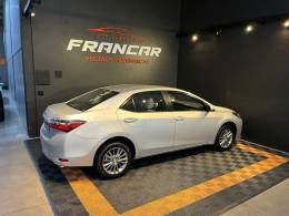 TOYOTA - COROLLA - 2017/2018 - Prata - R$ 92.900,00