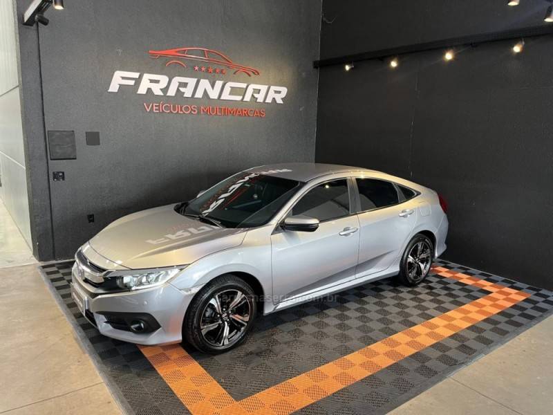 HONDA - CIVIC - 2019/2019 - Prata - R$ 117.900,00