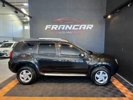 RENAULT - DUSTER - 2012/2013 - Preta - R$ 53.900,00