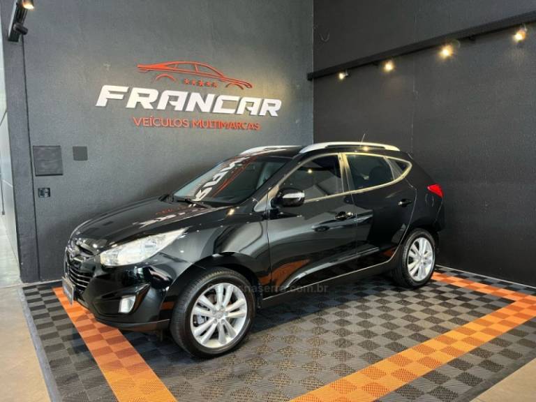 HYUNDAI - IX35 - 2013/2014 - Preta - R$ 75.900,00