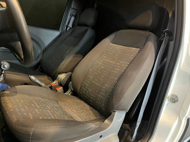 FIAT - FIORINO - 2020/2021 - Branca - R$ 83.900,00