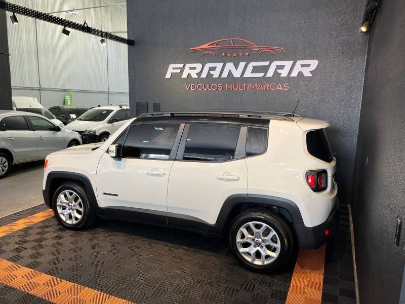 JEEP - RENEGADE - 2017/2017 - Branca - R$ 75.900,00