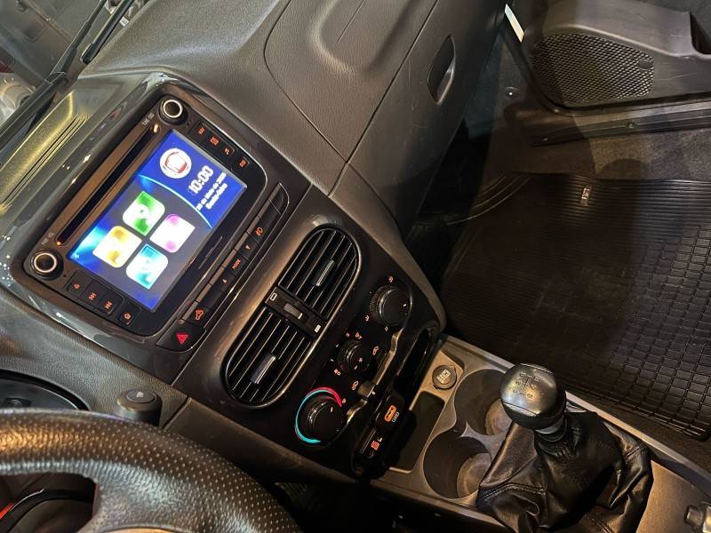 FIAT - STRADA - 2018/2019 - Branca - R$ 82.900,00