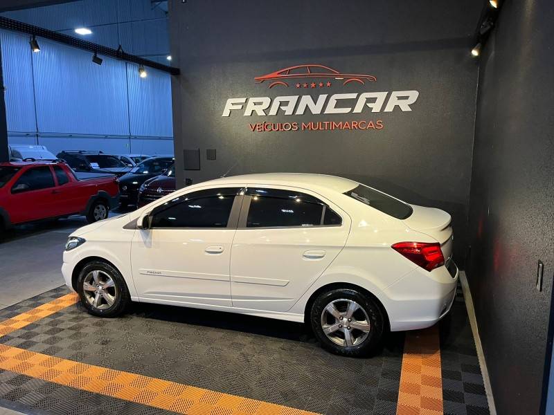 CHEVROLET - PRISMA - 2016/2017 - Branca - R$ 59.900,00