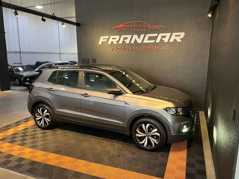 VOLKSWAGEN - T-CROSS - 2023/2024 - Cinza - R$ 125.900,00