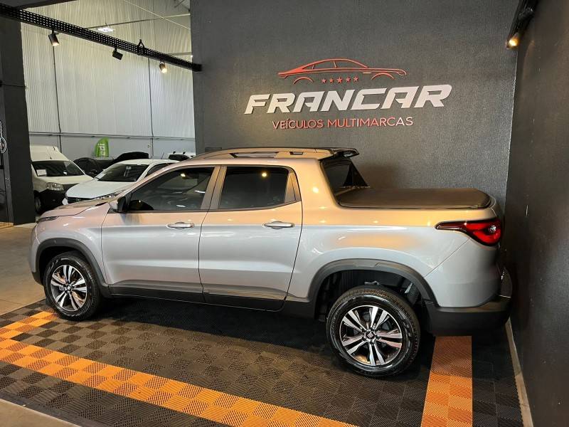 FIAT - TORO - 2023/2024 - Prata - R$ 131.900,00