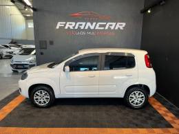 FIAT - UNO - 2015/2016 - Branca - R$ 39.900,00