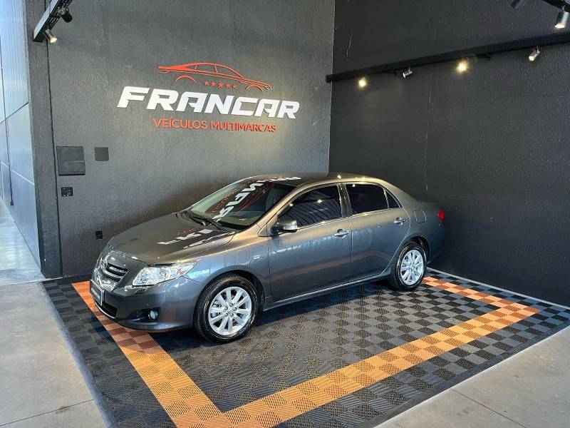 TOYOTA - COROLLA - 2008/2009 - Cinza - R$ 62.900,00