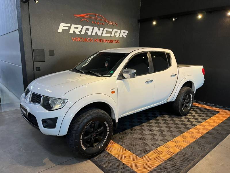 MITSUBISHI - L200 TRITON - 2012/2012 - Branca - R$ 124.900,00