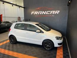 VOLKSWAGEN - FOX - 2012/2013 - Branca - R$ 39.900,00