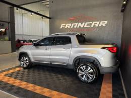FIAT - TORO - 2021/2022 - Prata - R$ 134.900,00