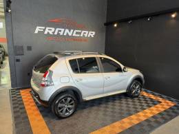 RENAULT - SANDERO - 2012/2012 - Prata - R$ 39.900,00