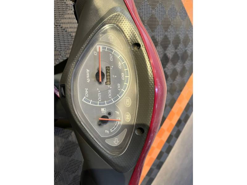 HONDA - BIZ 125 - 2006/2006 - Vermelha - R$ 8.900,00