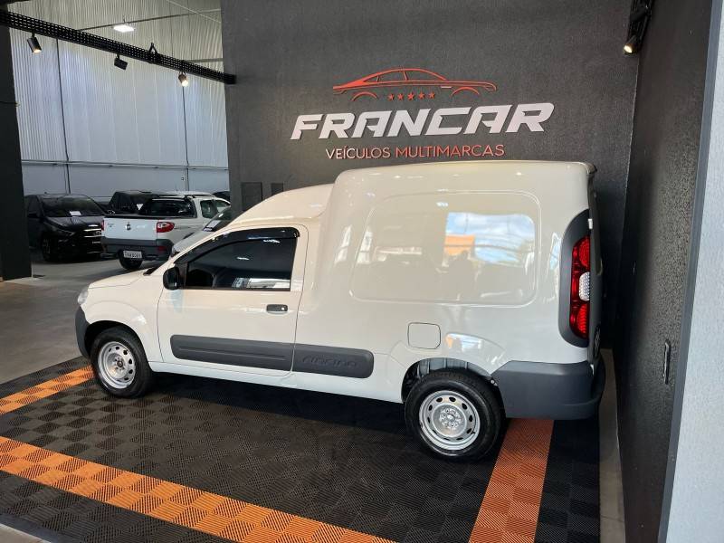 FIAT - FIORINO - 2020/2021 - Branca - R$ 83.900,00