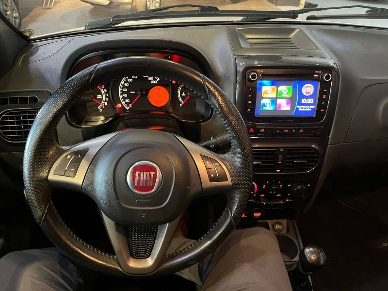 FIAT - STRADA - 2018/2019 - Branca - R$ 82.900,00