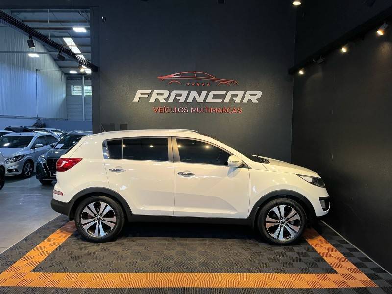 KIA MOTORS - SPORTAGE - 2013/2013 - Branca - R$ 83.900,00
