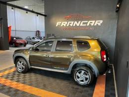 RENAULT - DUSTER - 2013/2014 - Verde - R$ 54.900,00