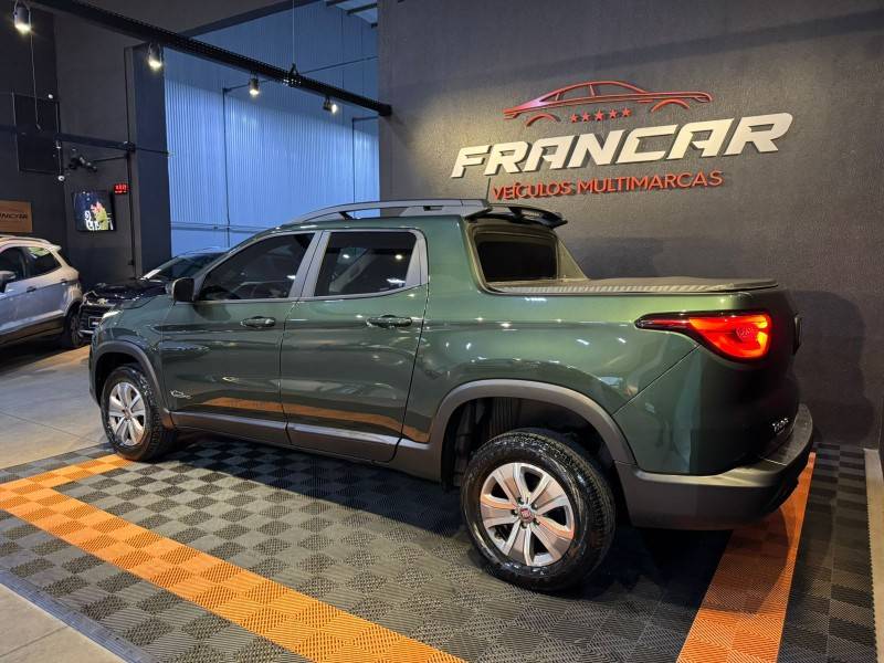 FIAT - TORO - 2017/2018 - Verde - R$ 93.900,00