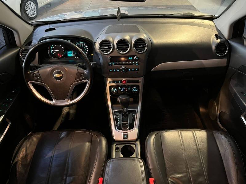 CHEVROLET - CAPTIVA - 2010/2011 - Prata - R$ 44.900,00