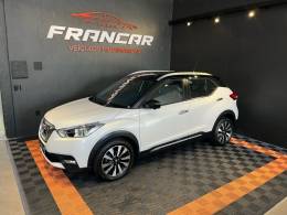 NISSAN - KICKS - 2017/2018 - Branca - R$ 88.900,00