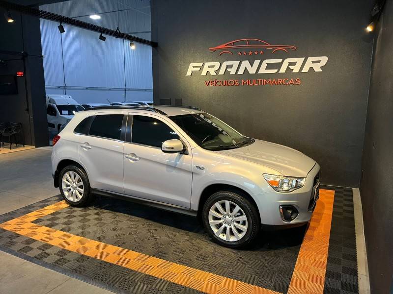 MITSUBISHI - ASX - 2013/2014 - Prata - R$ 76.900,00