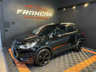 CHEVROLET - TRACKER - 2018/2019 - Preta - R$ 98.900,00