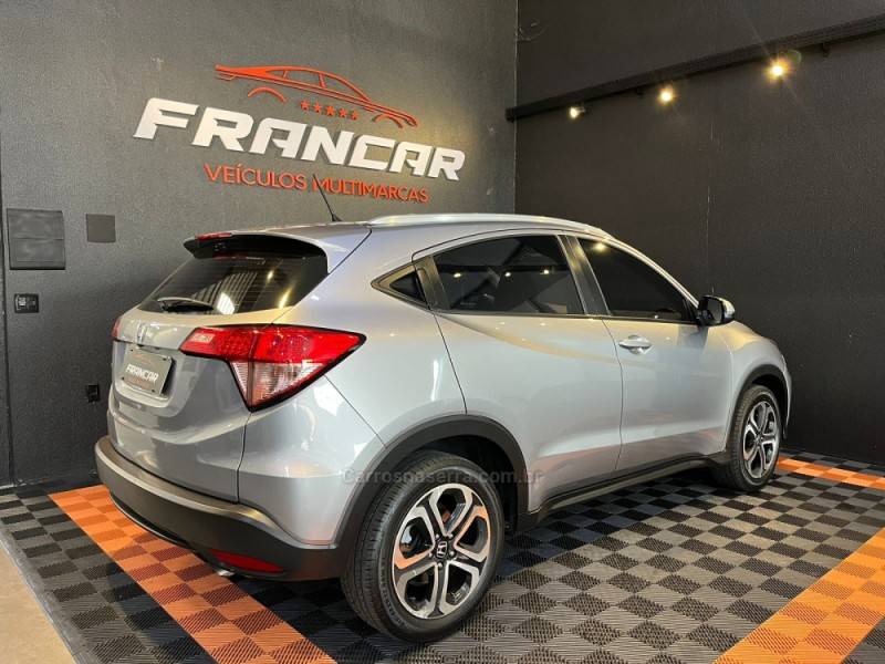 HONDA - HR-V - 2016/2017 - Prata - R$ 93.900,00