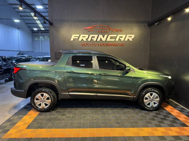 FIAT - TORO - 2017/2018 - Verde - R$ 93.900,00