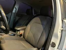 FORD - FOCUS - 2011/2012 - Branca - R$ 44.900,00