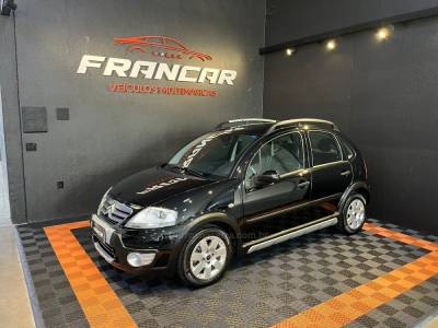 CITROËN - C3 - 2008/2009 - Preta - R$ 29.900,00