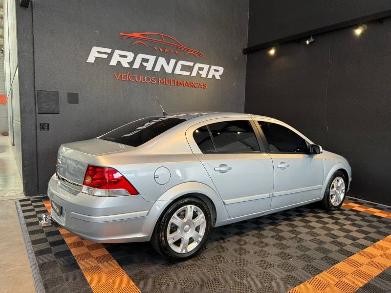 CHEVROLET - VECTRA - 2007/2007 - Prata - R$ 39.900,00