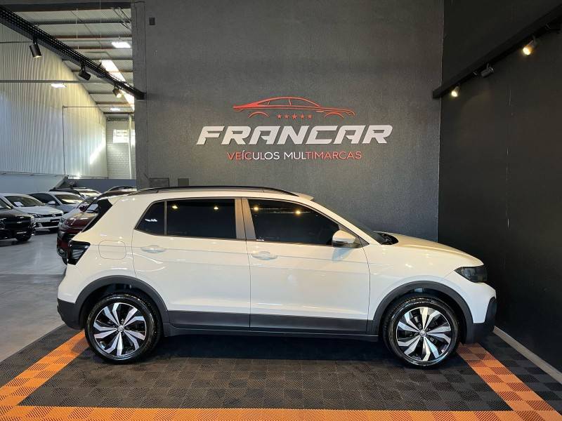 VOLKSWAGEN - T-CROSS - 2021/2021 - Branca - R$ 105.900,00