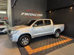 TOYOTA - HILUX - 2015/2015 - Prata - R$ 149.900,00