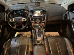 FORD - FOCUS - 2014/2015 - Prata - R$ 59.900,00