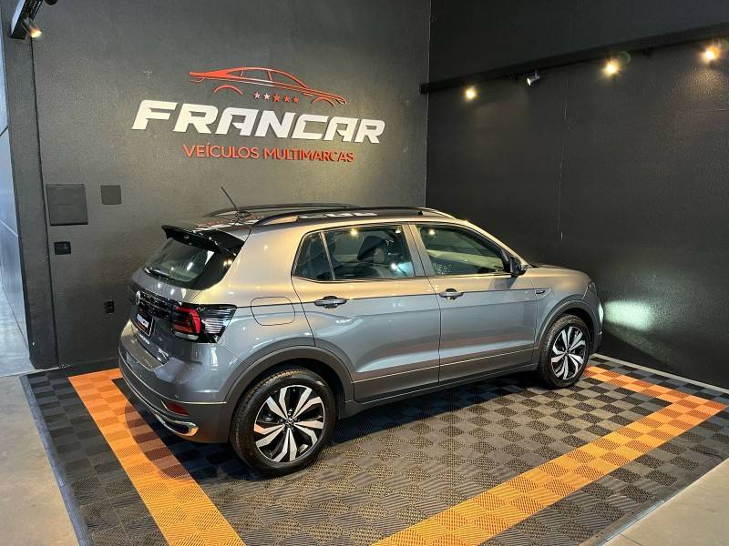 VOLKSWAGEN - T-CROSS - 2023/2024 - Cinza - R$ 125.900,00