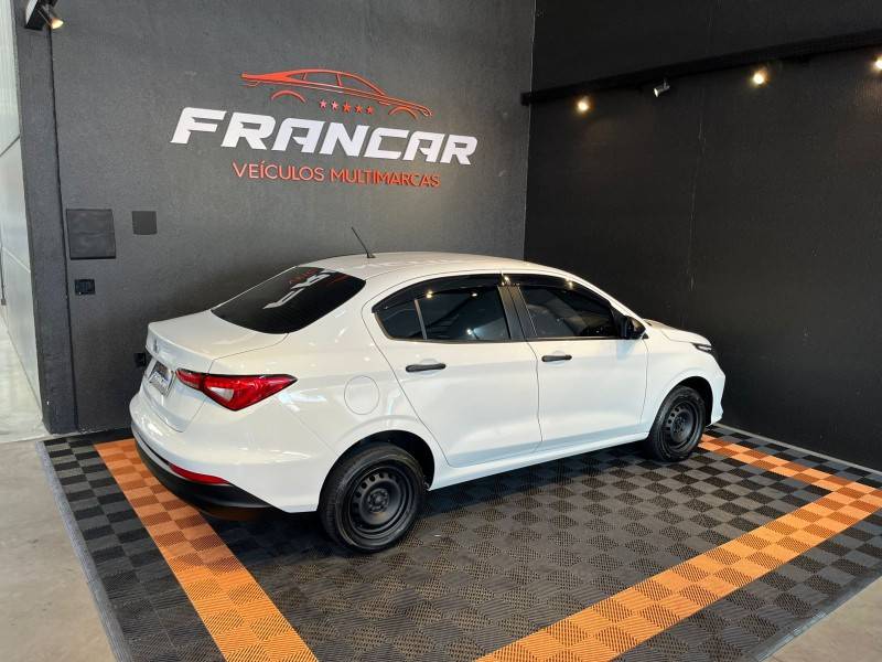 FIAT - CRONOS - 2023/2023 - Branca - R$ 64.900,00