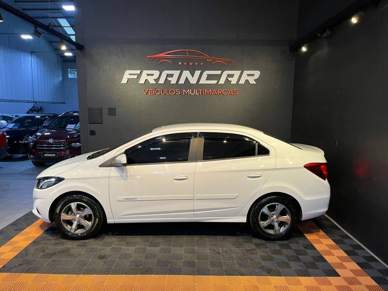 CHEVROLET - PRISMA - 2016/2017 - Branca - R$ 59.900,00