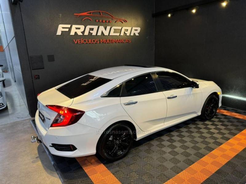 HONDA - CIVIC - 2018/2019 - Branca - R$ 139.900,00