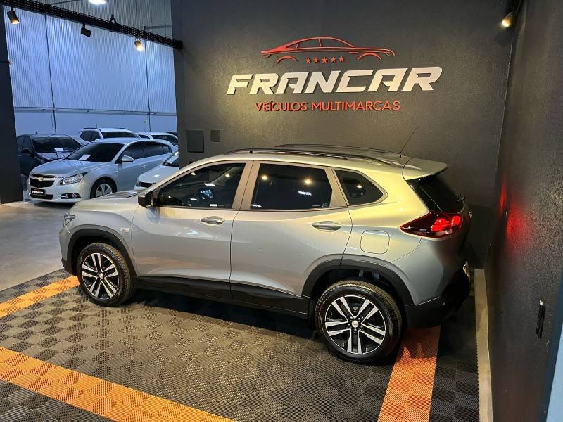 CHEVROLET - TRACKER - 2023/2024 - Prata - R$ 116.900,00