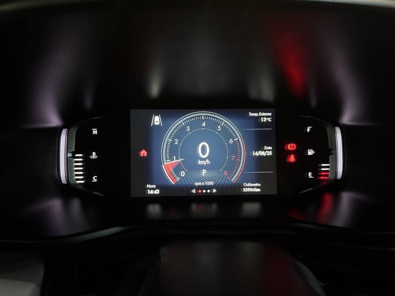 FIAT - FASTBACK - 2023/2024 - Branca - R$ 127.900,00