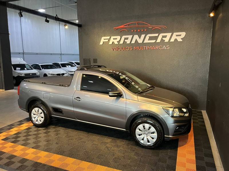 VOLKSWAGEN - SAVEIRO - 2017/2018 - Cinza - R$ 59.900,00
